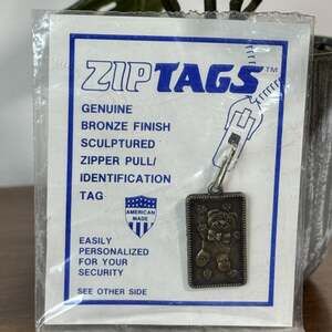 Vintage 1985 ZIPTAGS Teddy Bear Zipper Pull ID Tag New Old Stock Bronze Finish